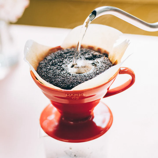 Cafetière en céramique blanche Hario V60 - 2 tasses